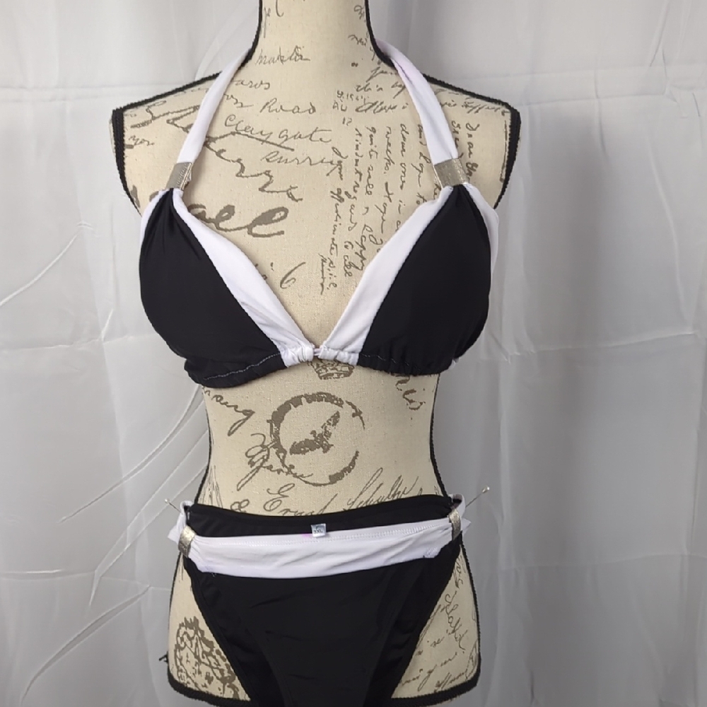 SHEIN Black and White Halter Bikini Set